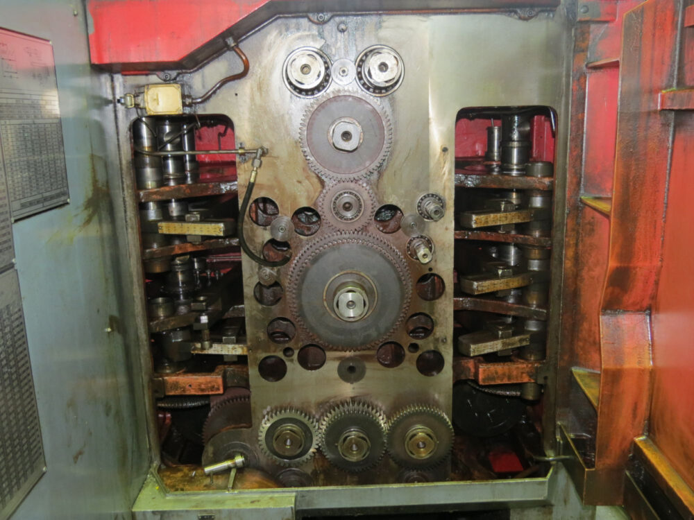 6-Spindel-Stangenautomat - SCHüTTE SF40